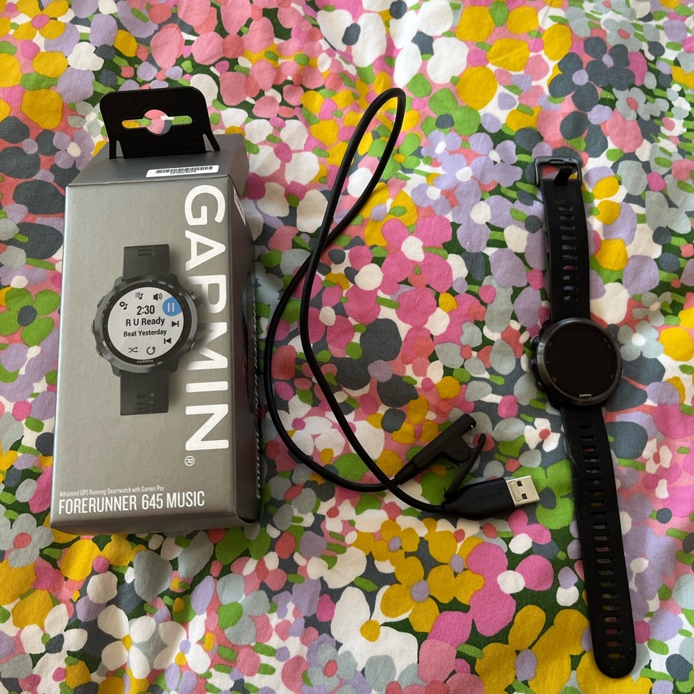 Garmin forerunner 645 music watch